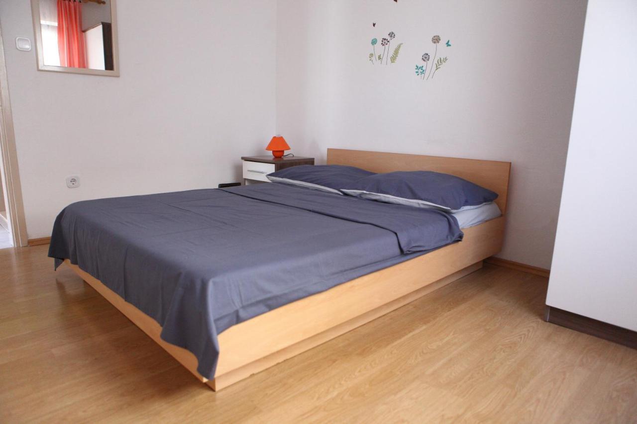Ana Lovetovo Vodice Kültér fotó