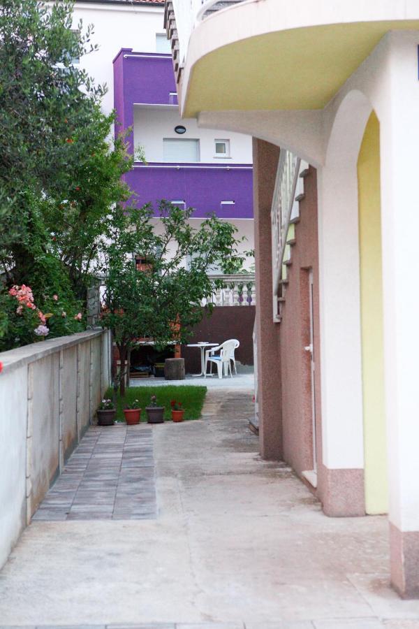 Ana Lovetovo Vodice Kültér fotó
