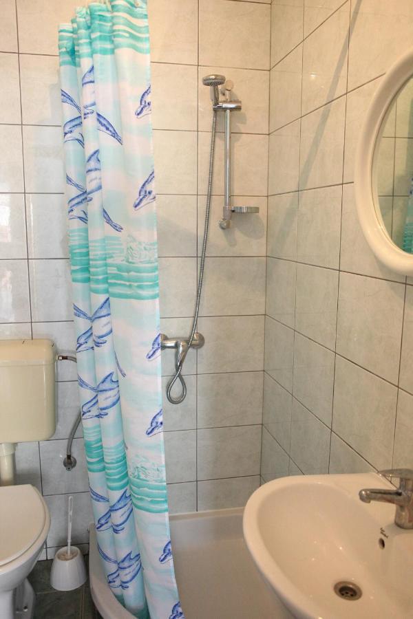 Ana Lovetovo Vodice Kültér fotó