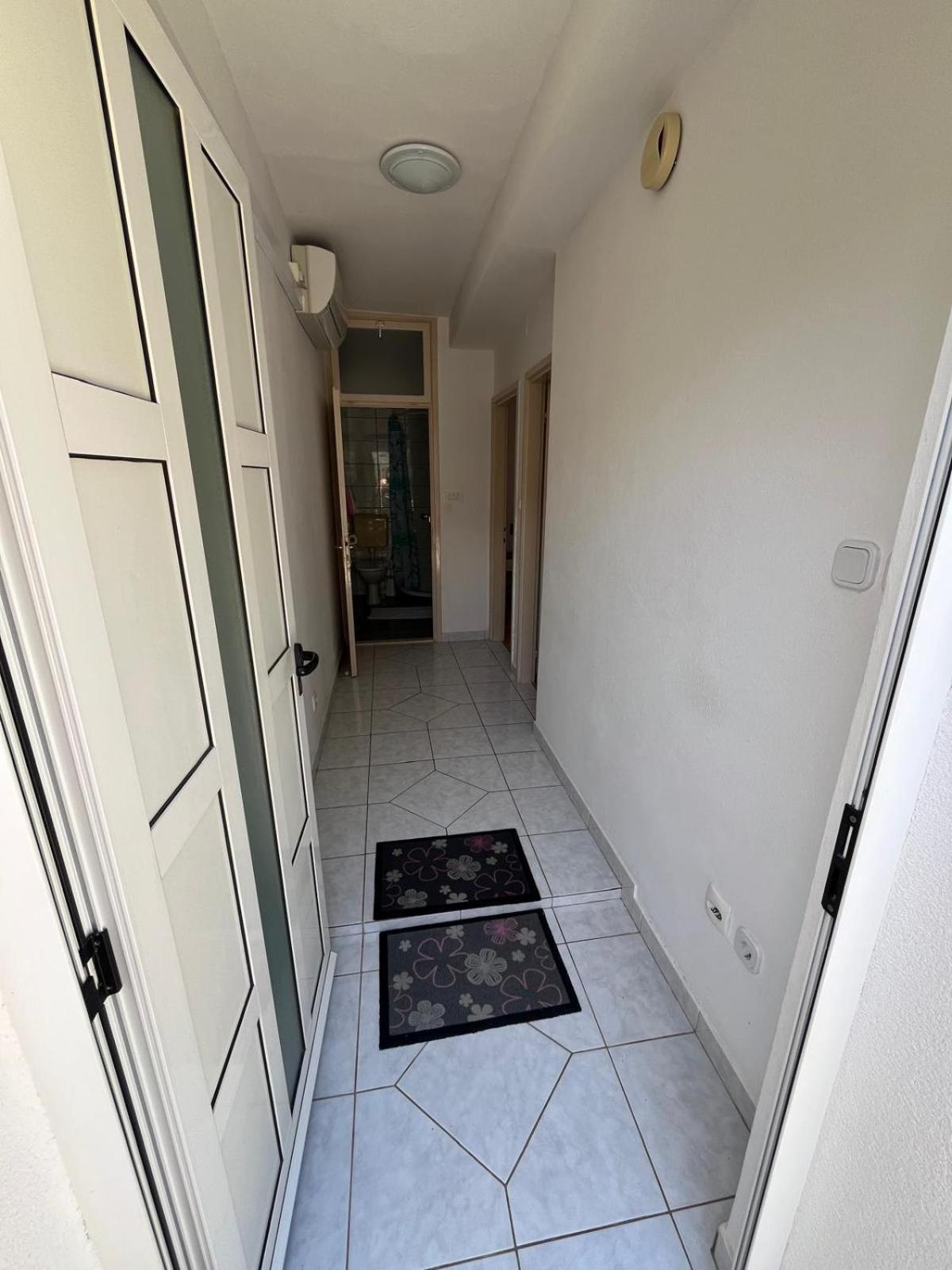 Ana Lovetovo Vodice Kültér fotó
