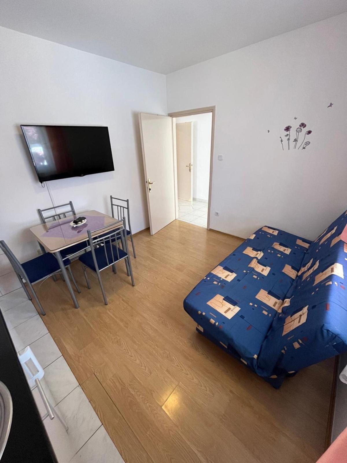 Ana Lovetovo Vodice Kültér fotó